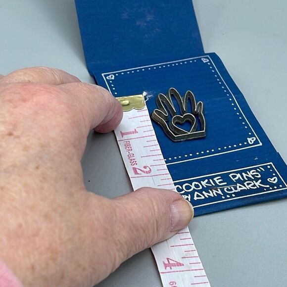 The Vermont Collection Pewter Cookie pin by Ann Clark. - Picture 5 of 6